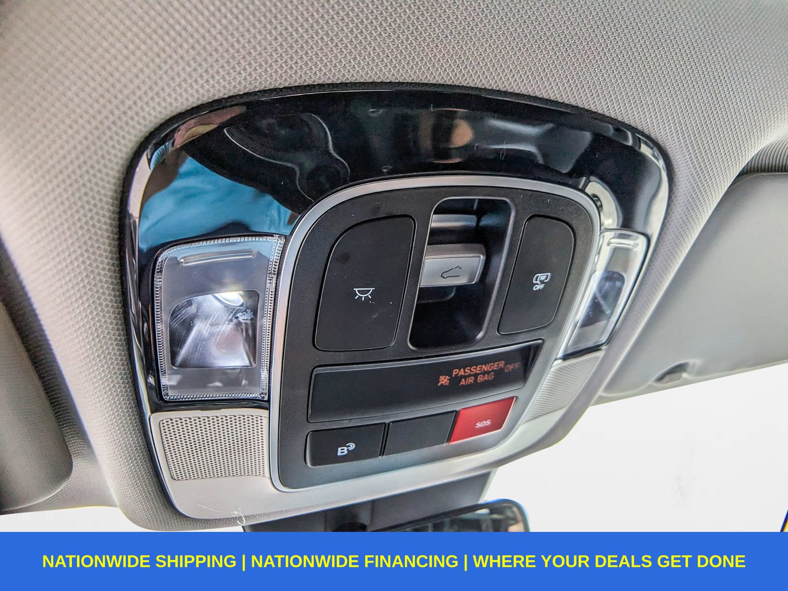 New 2025 Hyundai Tucson Limited image 28