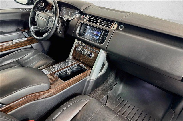 Used 2016 Land Rover Range Rover Supercharged AWD/4WD image 27