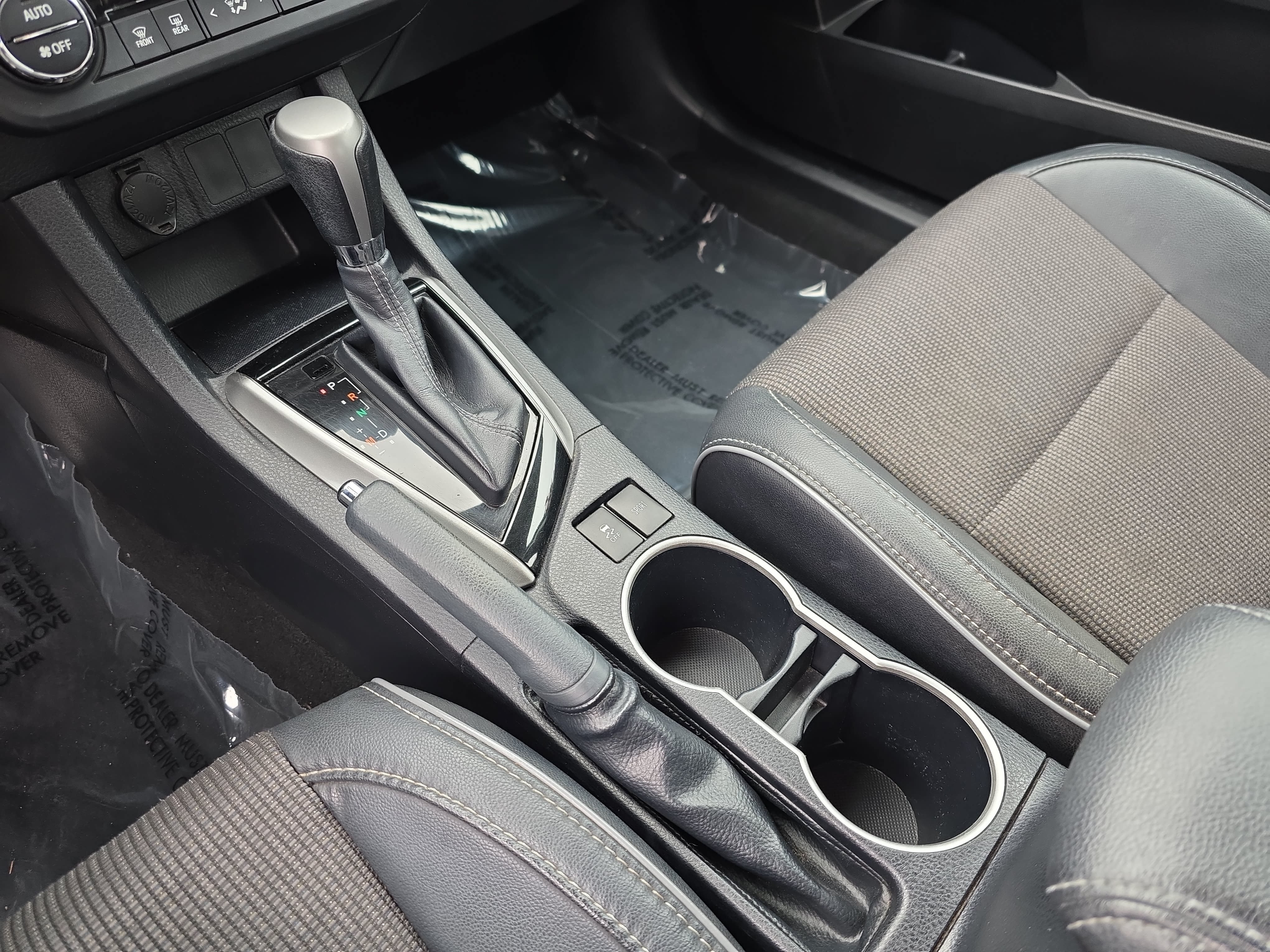 Used 2015 Toyota Corolla S FWD image 21