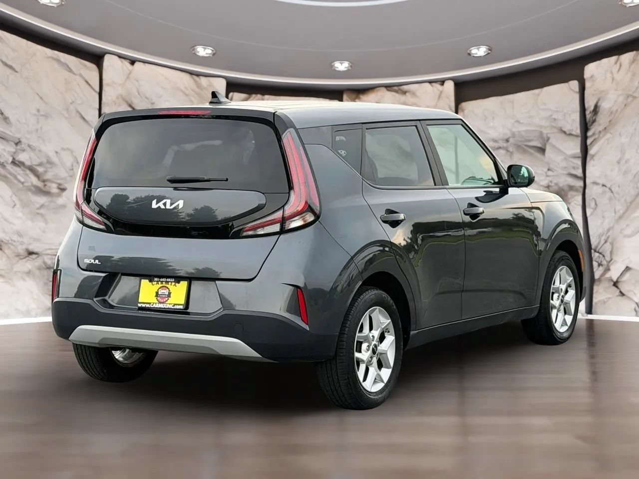 Used 2023 Kia Soul LX w/ Option Group 015 FWD image 6