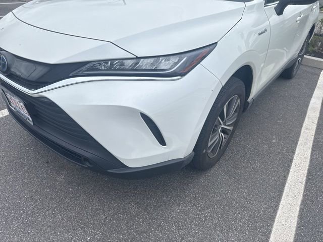 Used 2021 Toyota Venza LE AWD/4WD image 4