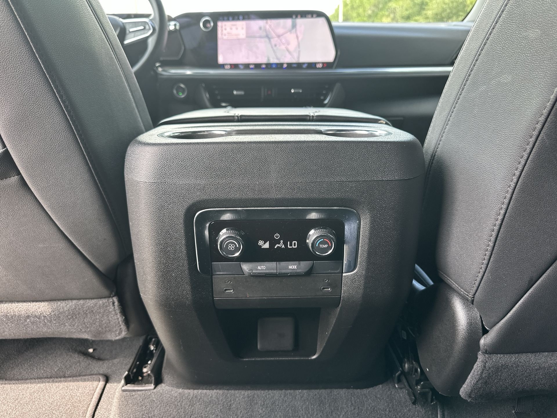 Certified 2025 Chevrolet Tahoe LT RWD image 21