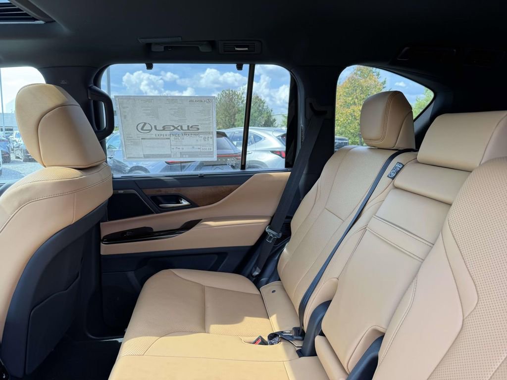New 2025 Lexus LX 600 4WD w/ Premium Package image 12