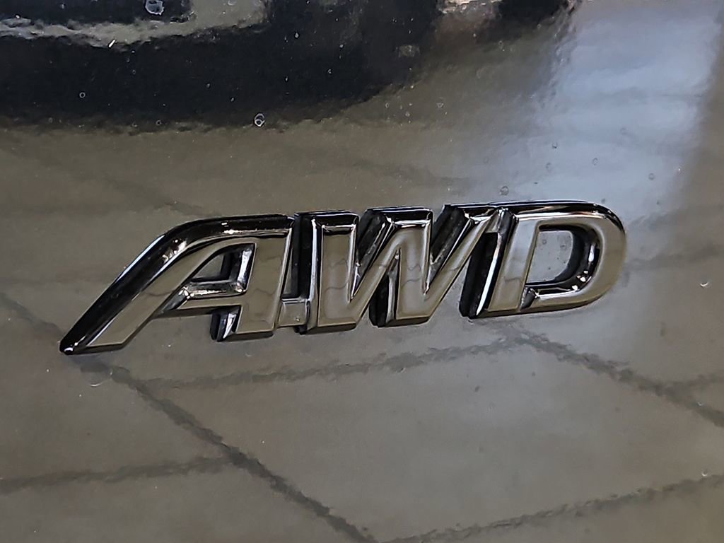 Certified 2024 Toyota Corolla Cross XSE w/ Convenience Package image 10