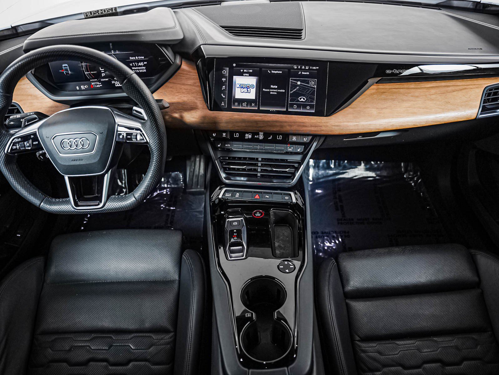Used 2023 Audi e-tron GT Premium Plus AWD/4WD image 11