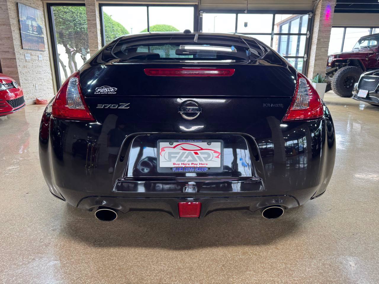 Used 2016 Nissan 370Z Touring RWD image 6