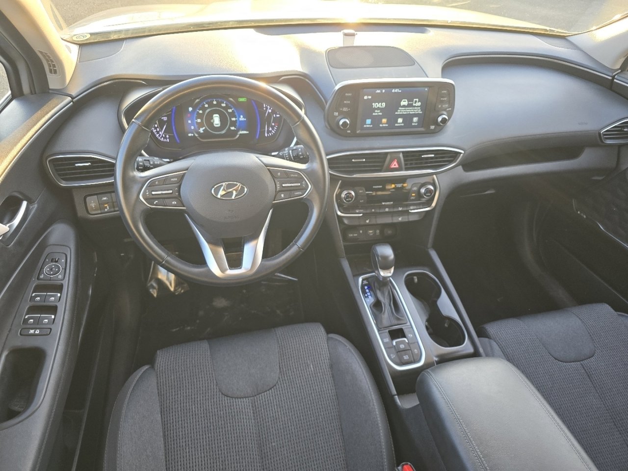 Used 2020 Hyundai Santa Fe SEL w/ Convenience Package image 24