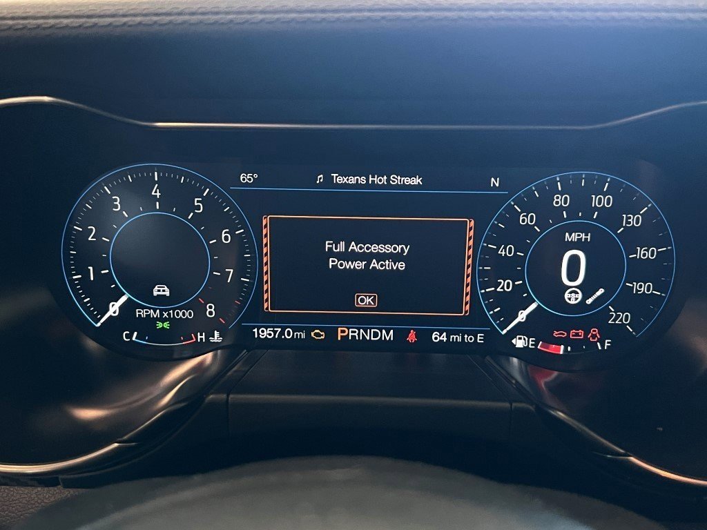 Used 2022 Ford Mustang Shelby GT500 w/ Carbon Fiber Track Pack image 34