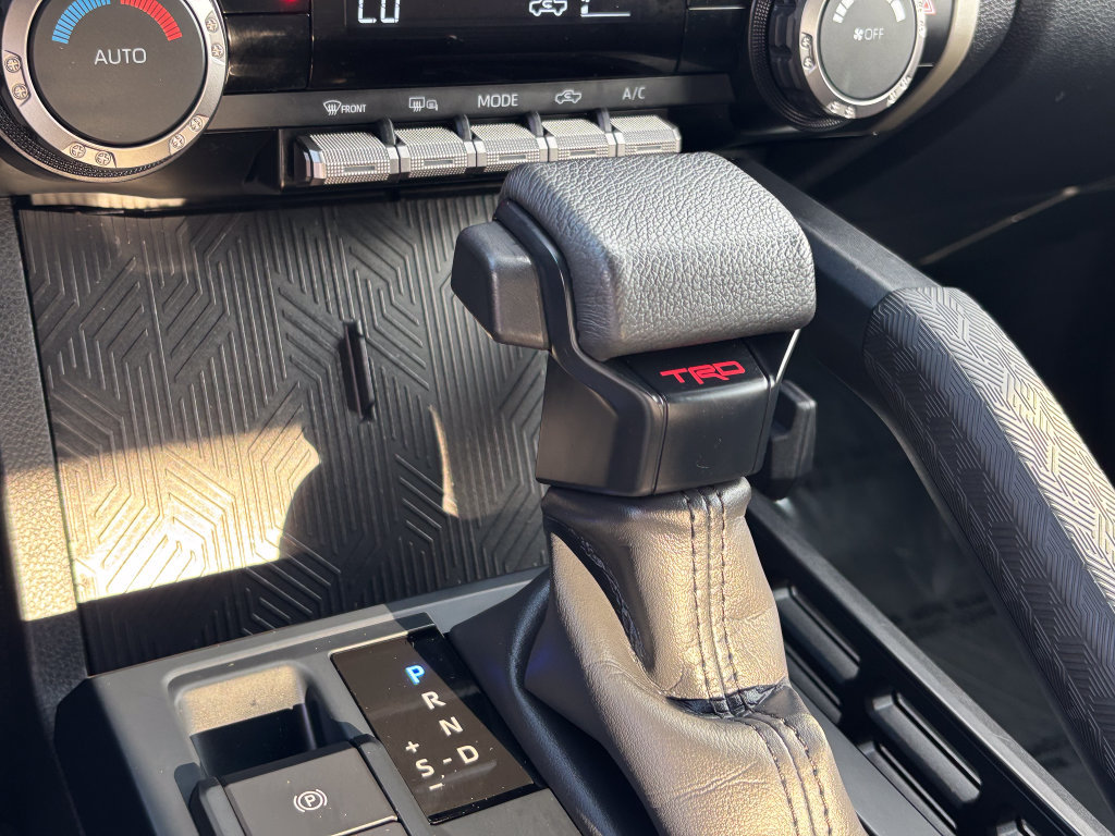 Used 2024 Toyota Tacoma TRD Off-Road AWD/4WD image 37