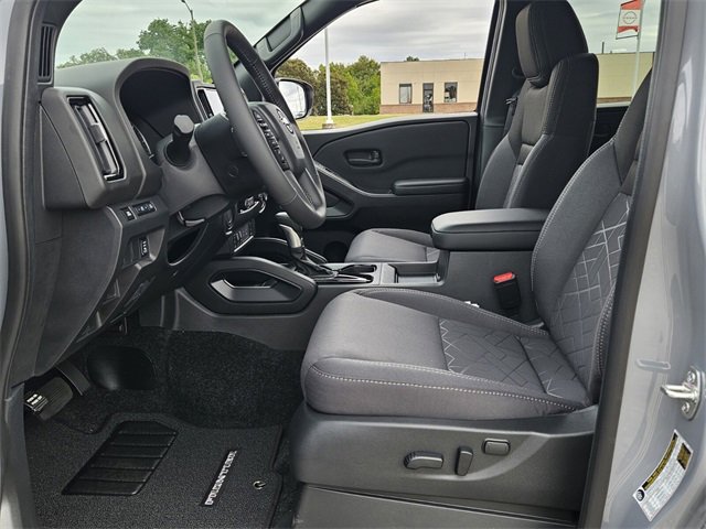 New 2026 Nissan Frontier SV w/ SV Convenience Package image 5