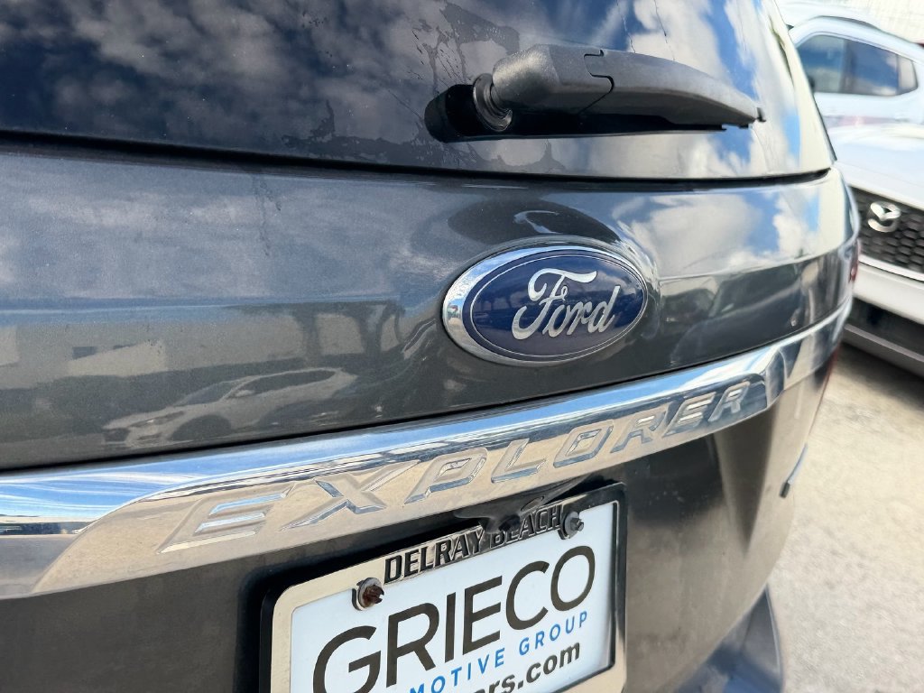 Used 2017 Ford Explorer Limited FWD image 15
