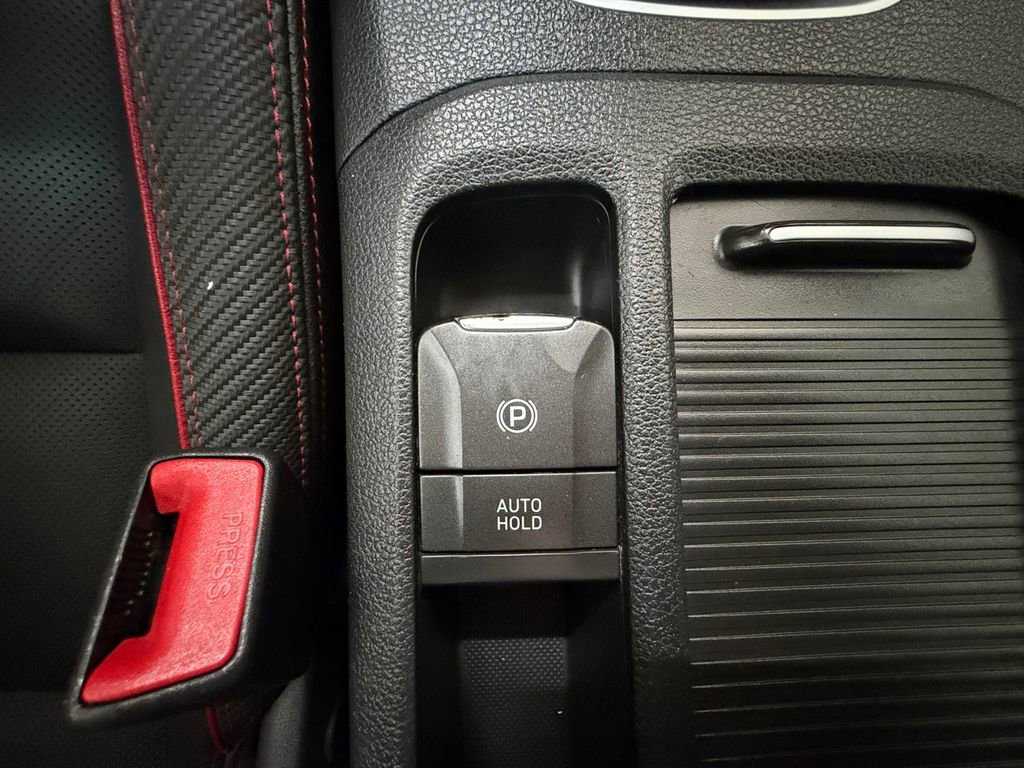 Used 2019 Hyundai Elantra GT N Line FWD image 28