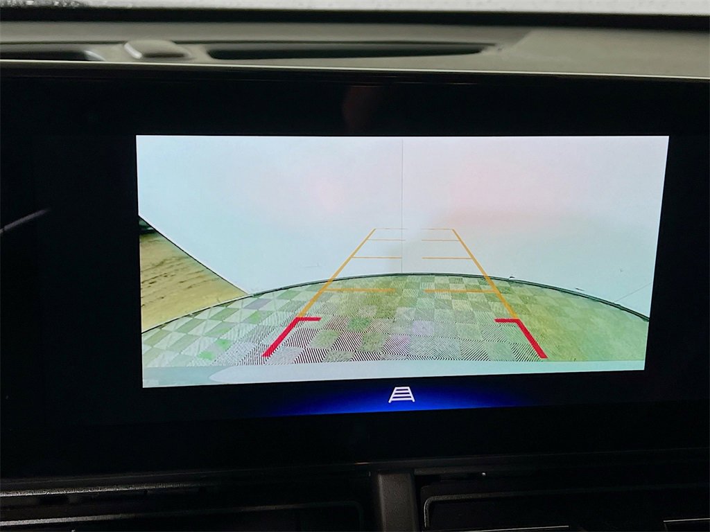 Used 2024 Chevrolet Trax LT image 13