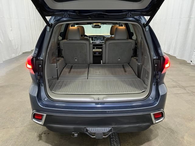 Certified 2018 Toyota Highlander Limited AWD/4WD image 14