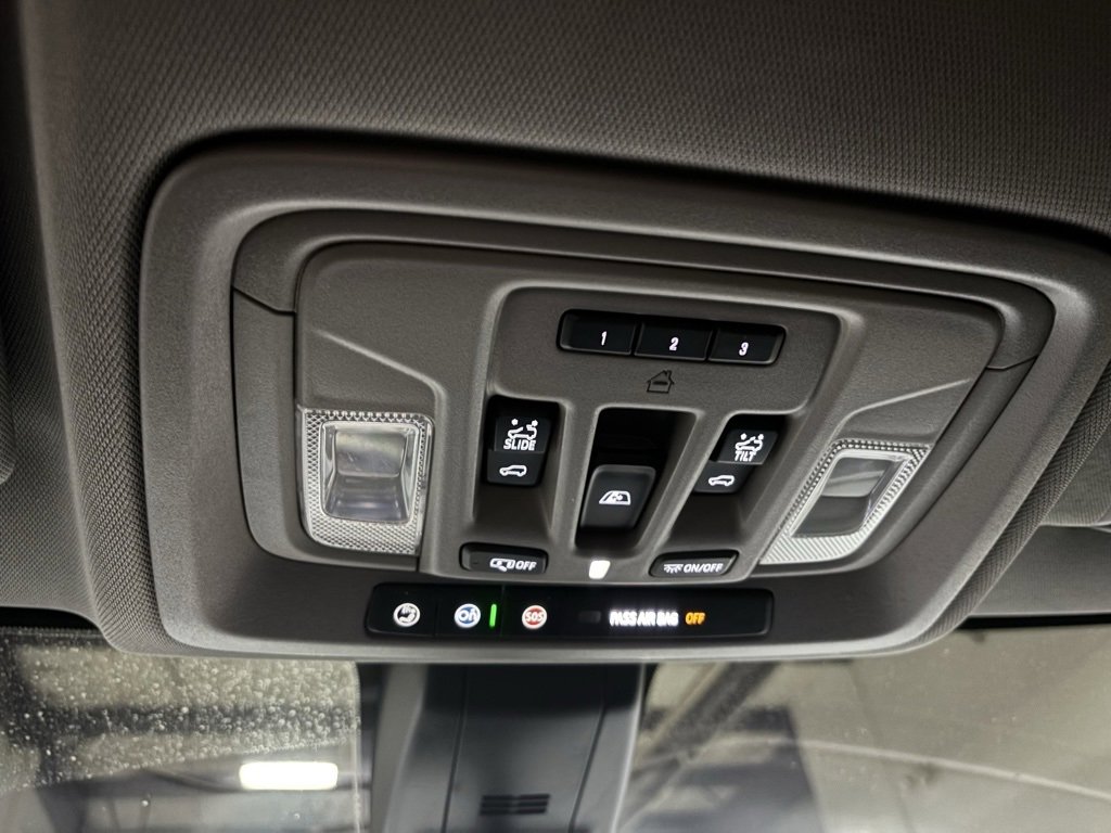 Used 2020 GMC Sierra 2500 Denali w/ Denali Ultimate Package image 19