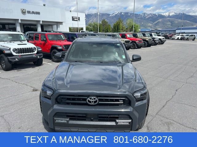 Used 2025 Toyota 4Runner SR5 AWD/4WD image 10