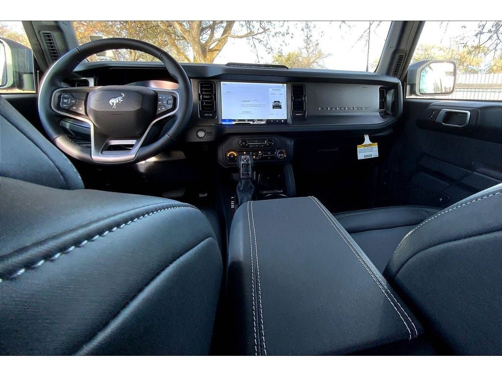 New 2025 Ford Bronco Badlands w/ Sasquatch Package AWD/4WD image 22