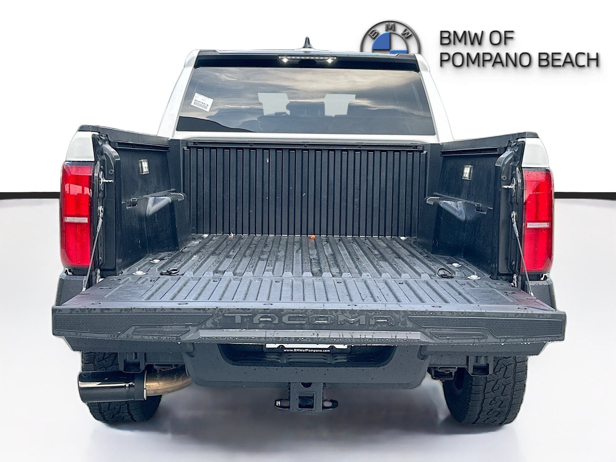 Used 2025 Toyota Tacoma SR RWD image 22
