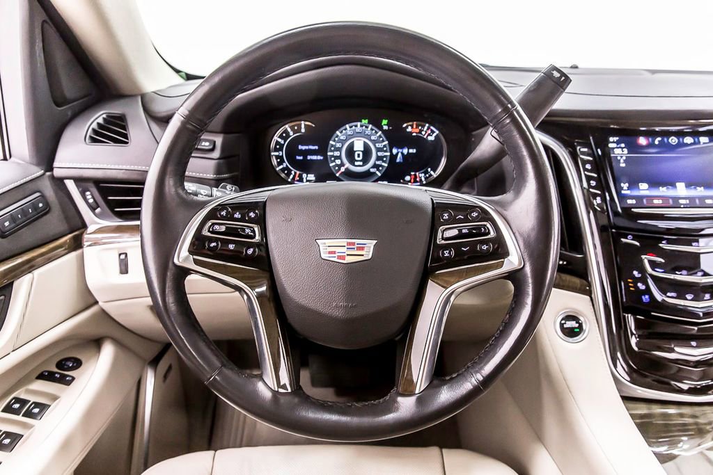 Used 2020 Cadillac Escalade Premium Luxury image 20