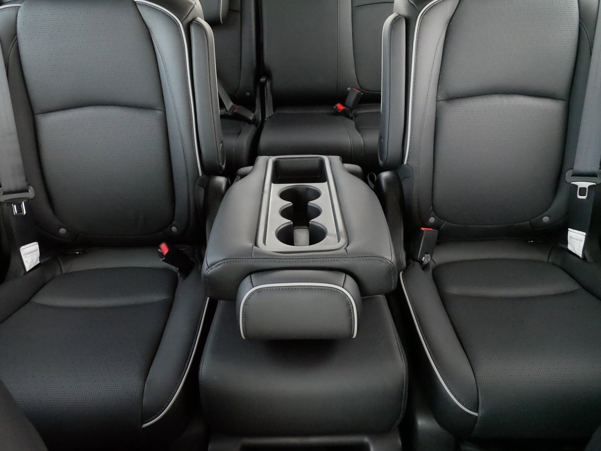 Certified 2026 Honda Odyssey Elite image 13