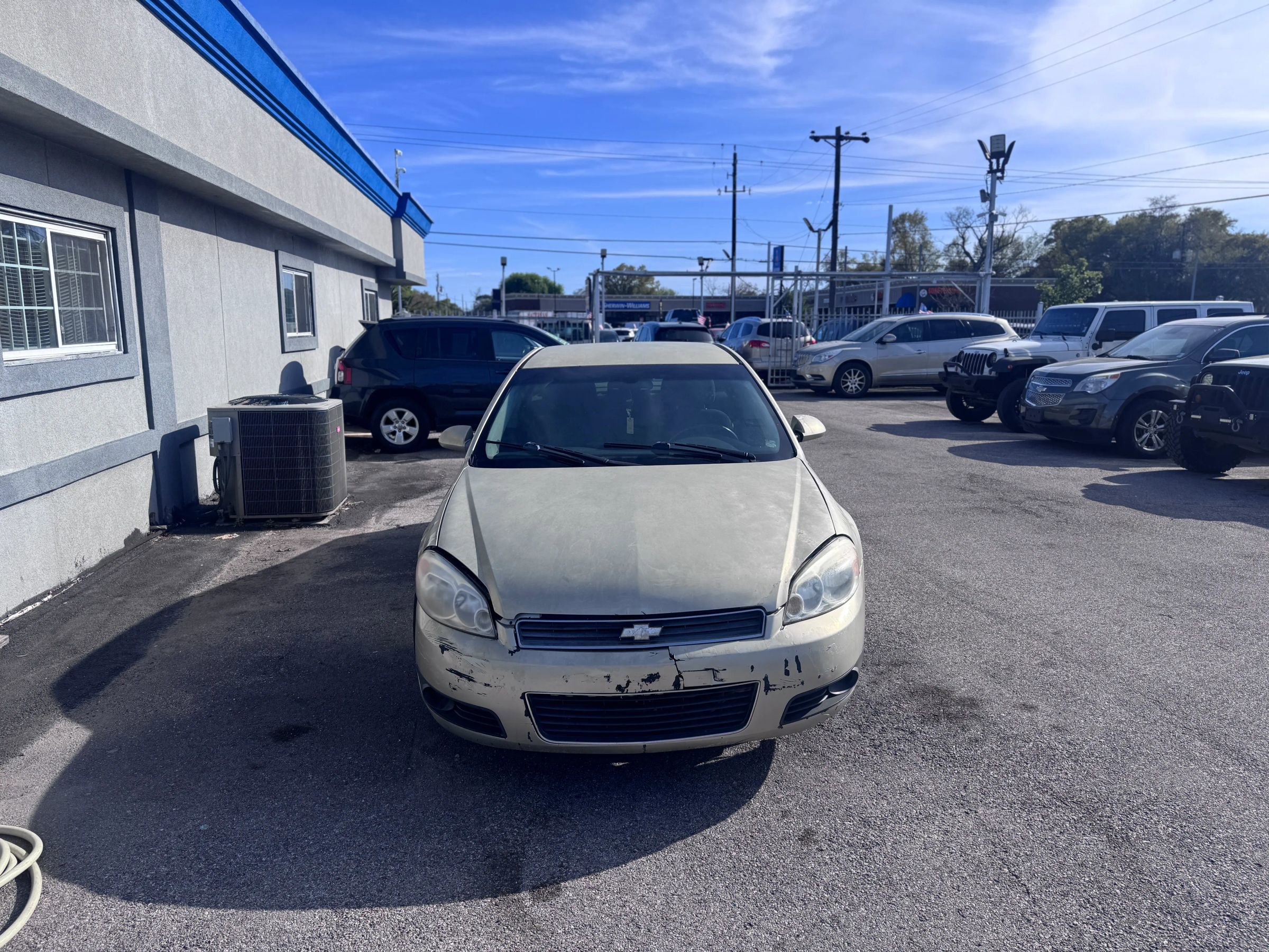 Used 2011 Chevrolet Impala LT image 2