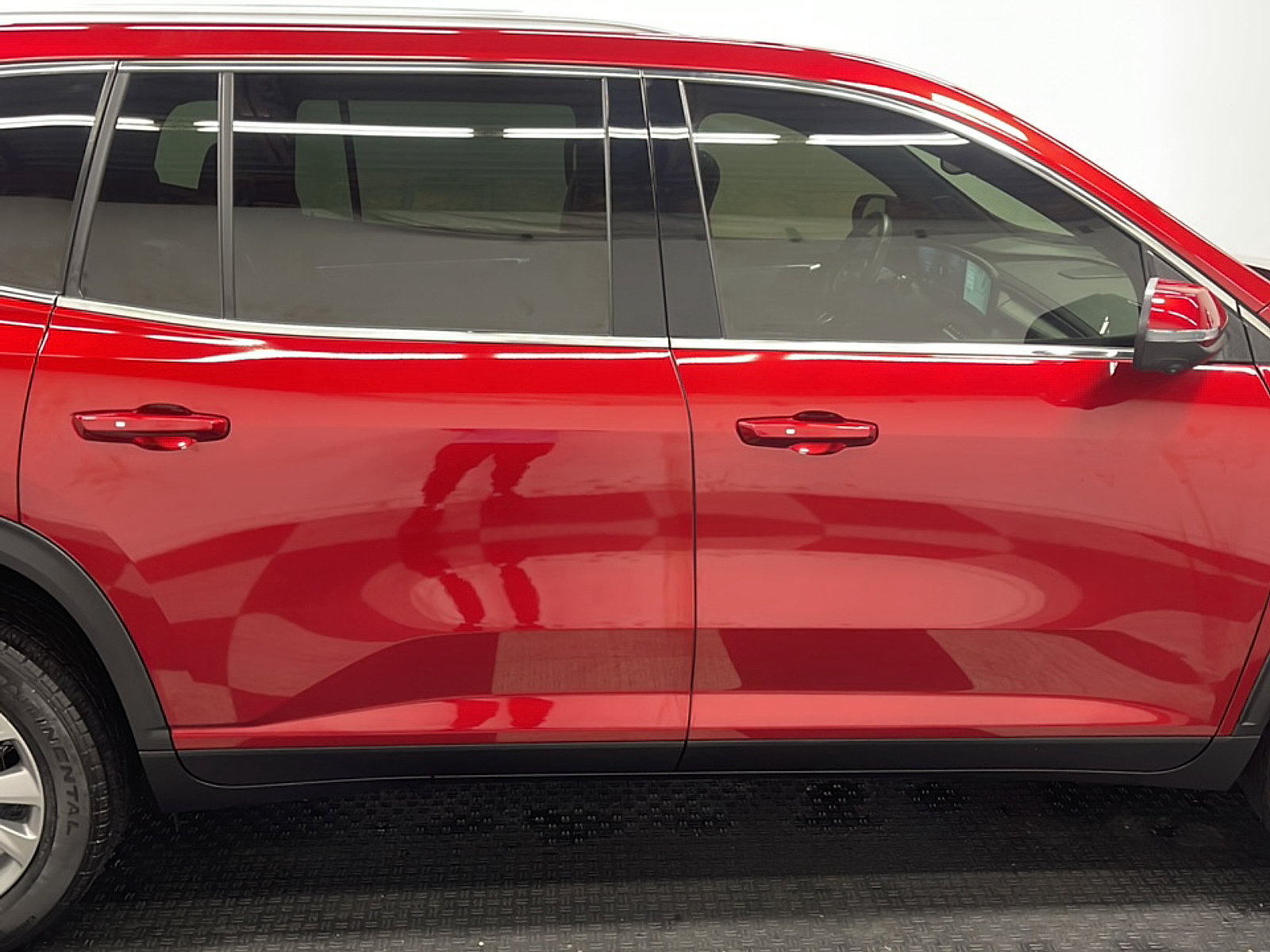 Used 2025 Buick Enclave Preferred w/ Power Package AWD/4WD image 21