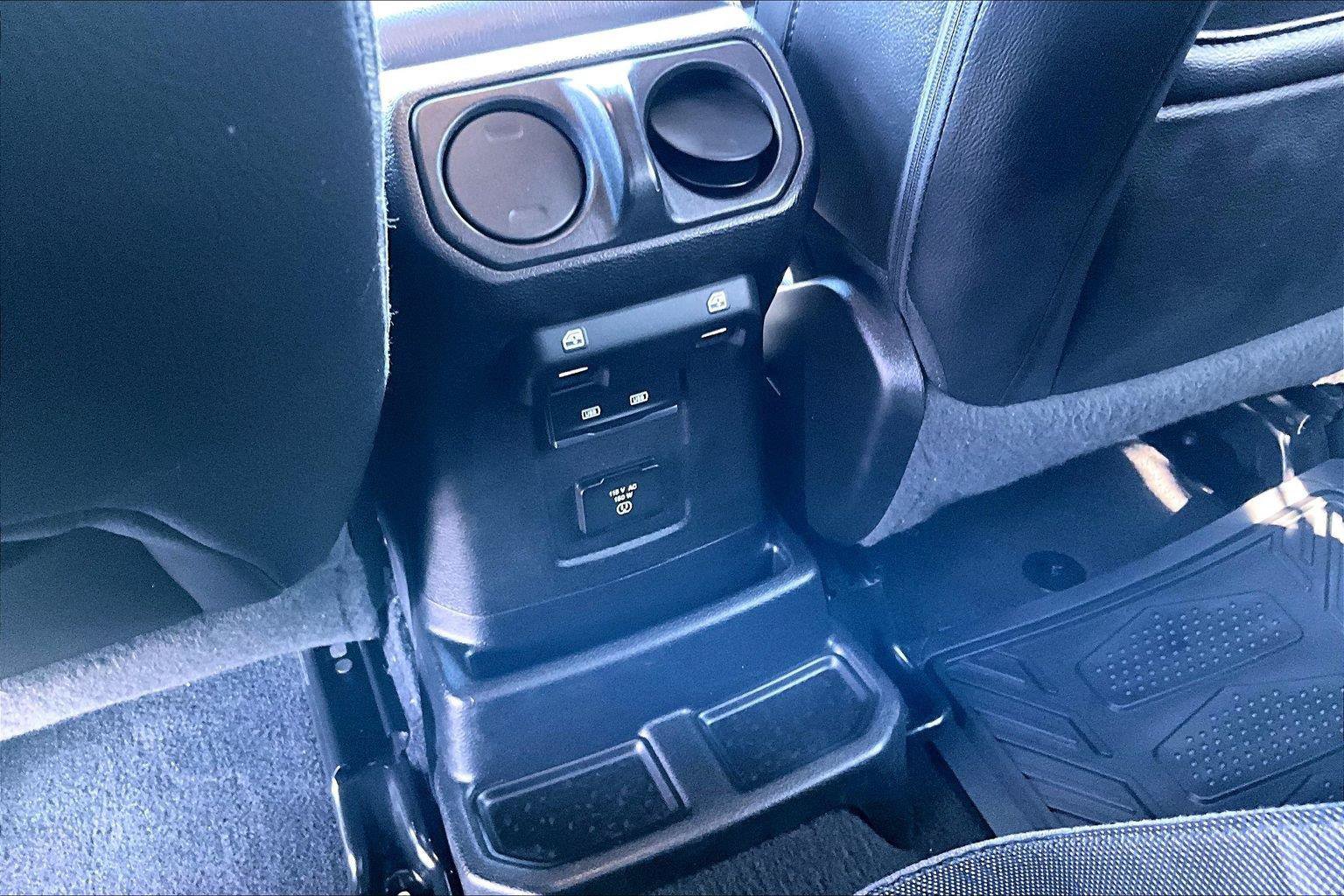 Used 2021 Jeep Wrangler Unlimited Sahara AWD/4WD image 24