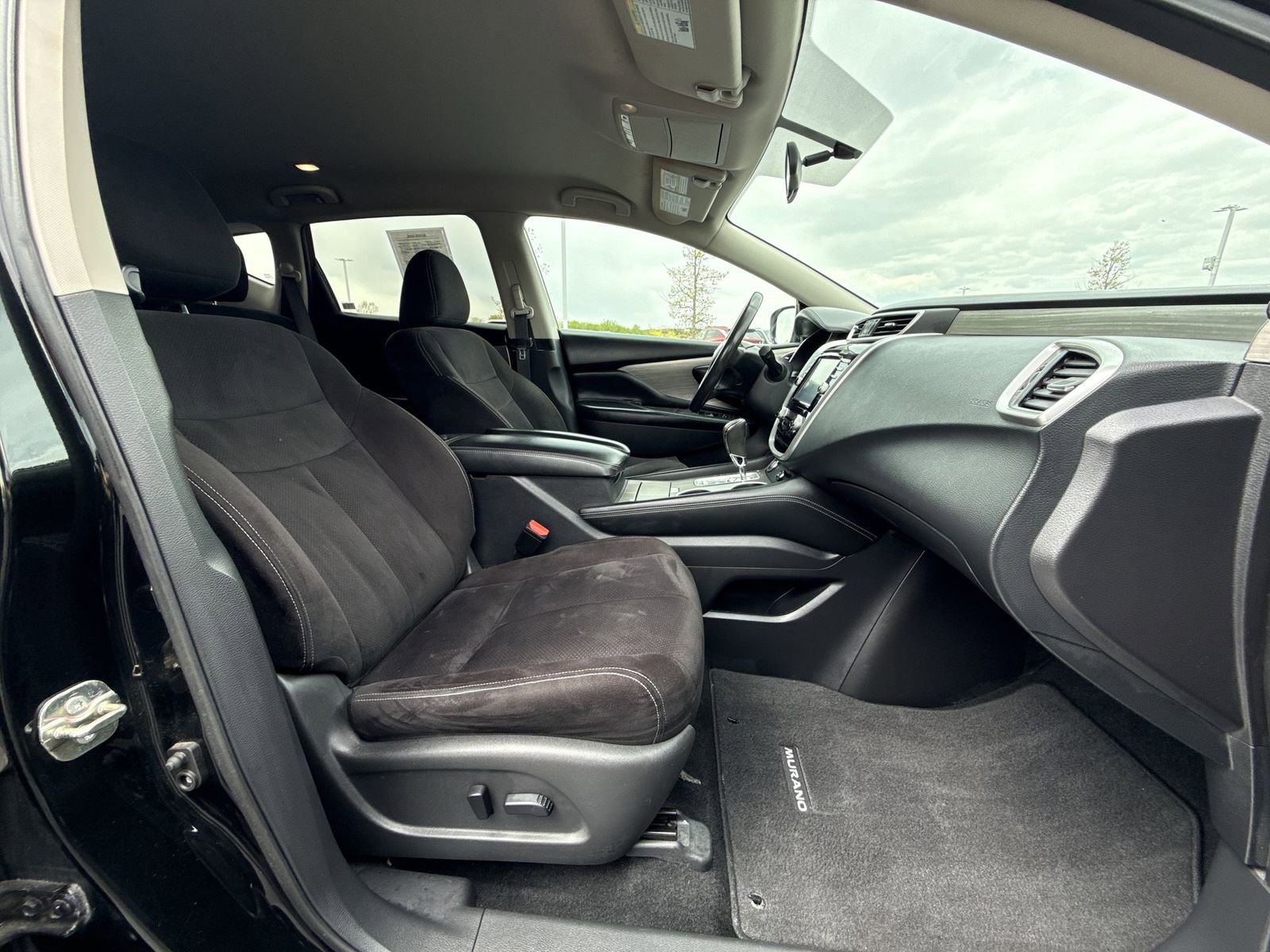 Used 2016 Nissan Murano SV AWD/4WD image 24