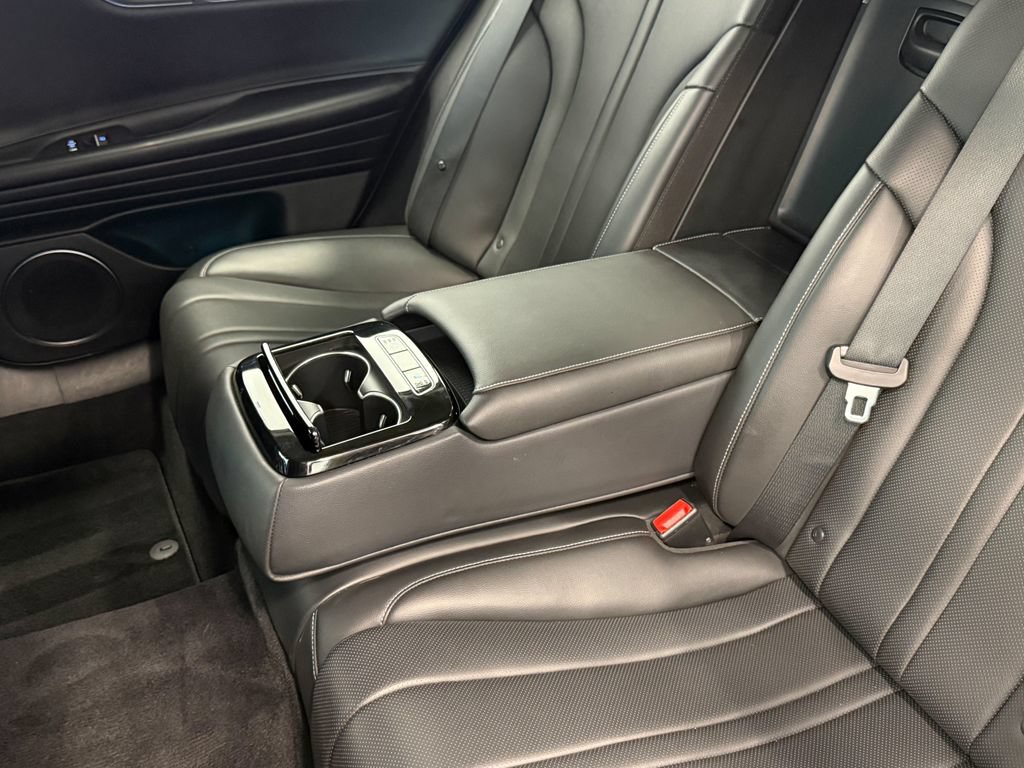 Used 2023 Genesis G80 2.5T AWD/4WD image 32