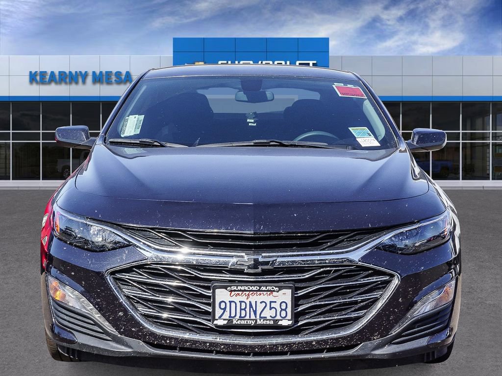 Used 2022 Chevrolet Malibu LT image 2