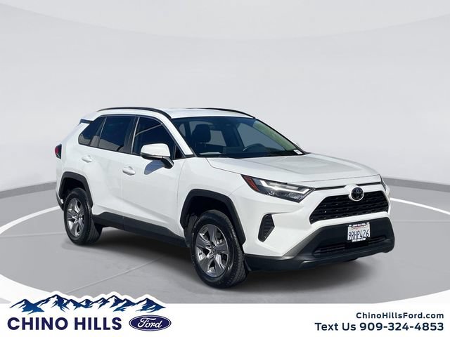 Used 2022 Toyota RAV4 XLE w/ Carpet Mat Package (TMS)