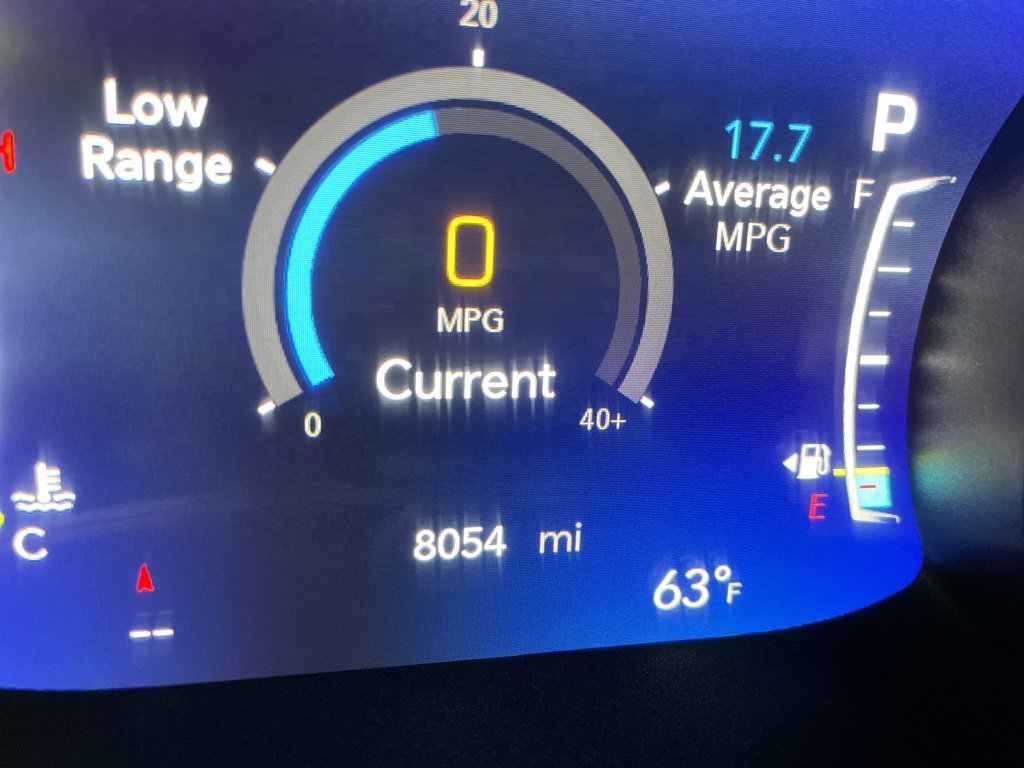 Certified 2024 Chrysler Pacifica Limited image 14