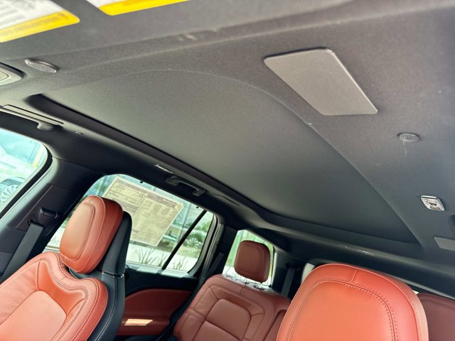 New 2025 Lincoln Aviator Reserve w/ Equipment Group 201A image 33