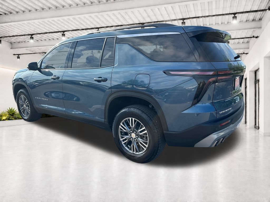 Used 2024 Chevrolet Traverse LT FWD image 7