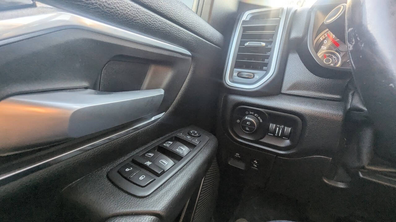 Used 2019 RAM 1500 Big Horn AWD/4WD image 19