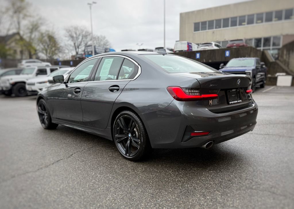 Used 2021 BMW 330i xDrive Sedan w/ Convenience Package image 12