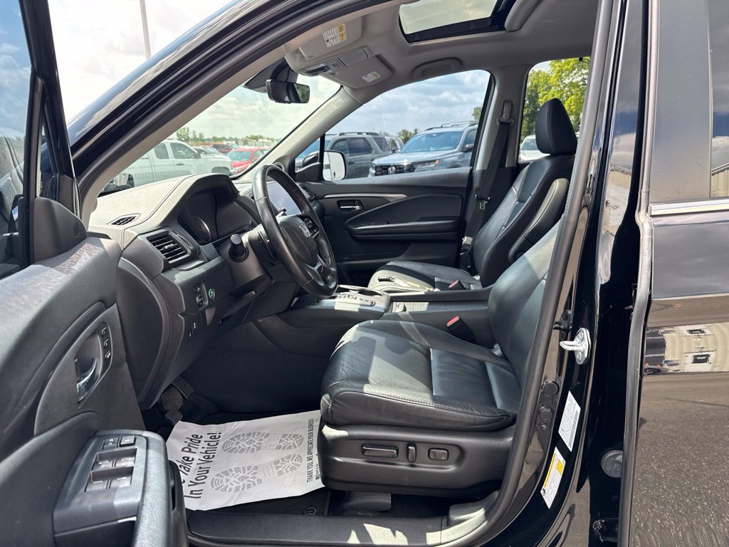Used 2022 Honda Pilot Special Edition image 32