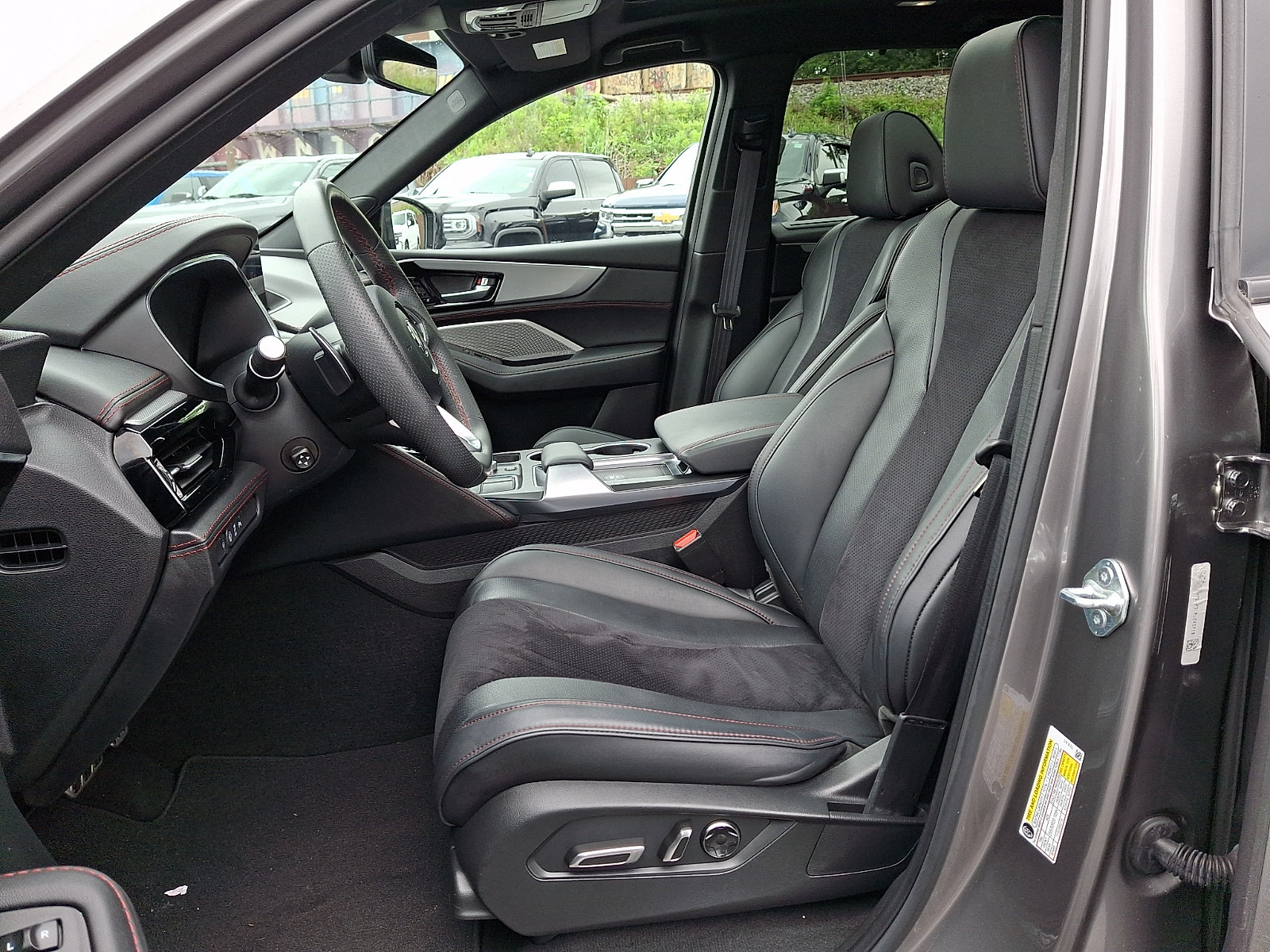 Used 2023 Acura MDX A-Spec AWD/4WD image 15