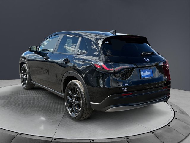 Used 2025 Honda HR-V Sport image 3