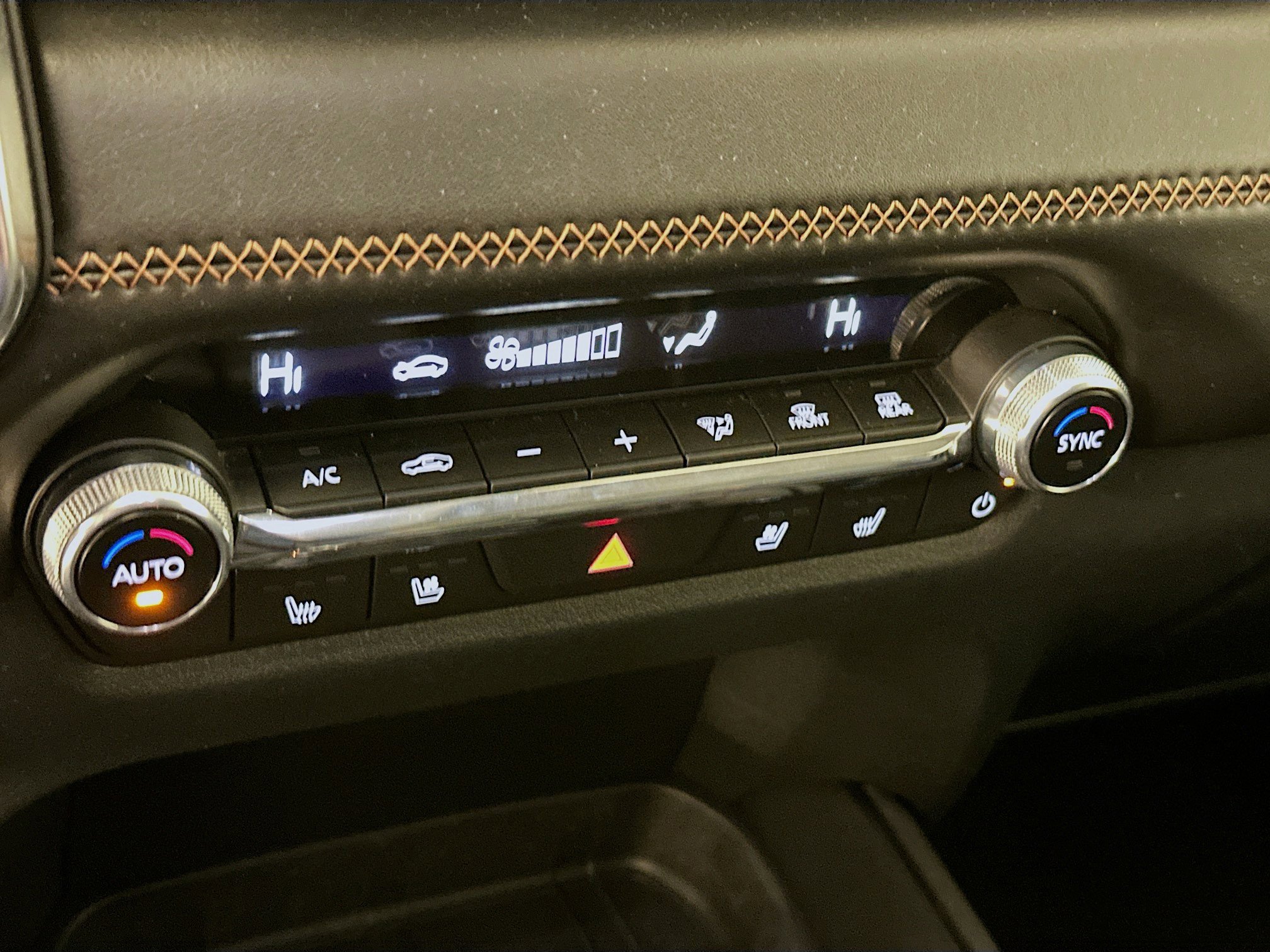 Used 2025 MAZDA CX-50 AWD 2.5 S w/ Premium Plus Pkg image 24