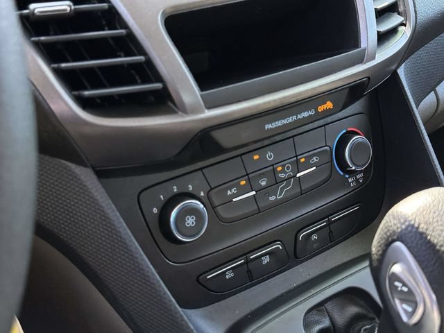 Used 2022 Ford Transit Connect XL FWD image 6