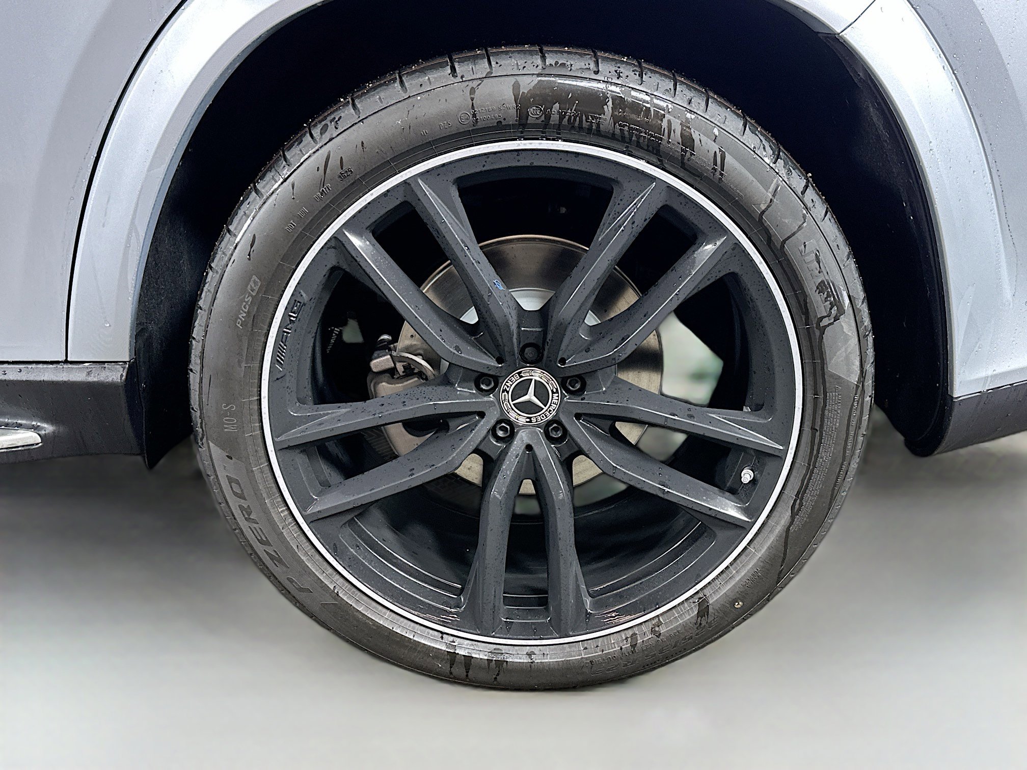 New 2026 Mercedes-Benz GLS 580 4MATIC image 34