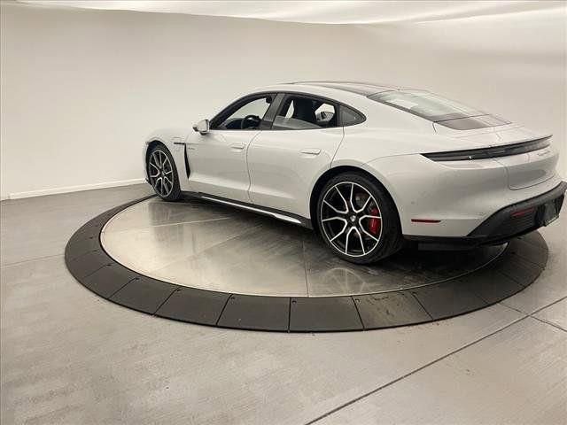 New 2025 Porsche Taycan 4S image 2