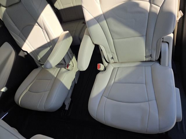 Used 2022 Buick Enclave Premium w/ Experience Buick Package AWD/4WD image 31