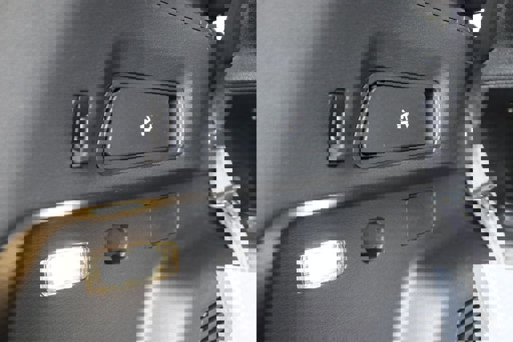 New 2026 Mitsubishi Outlander SE image 34