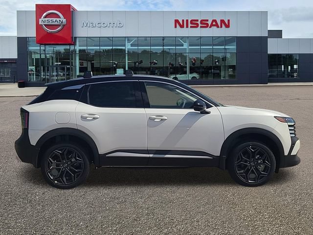 New 2026 Nissan Kicks SR w/ Cold Weather Package AWD/4WD image 8