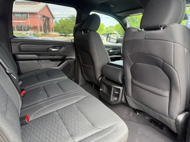 New 2026 RAM 1500 Express AWD/4WD image 23