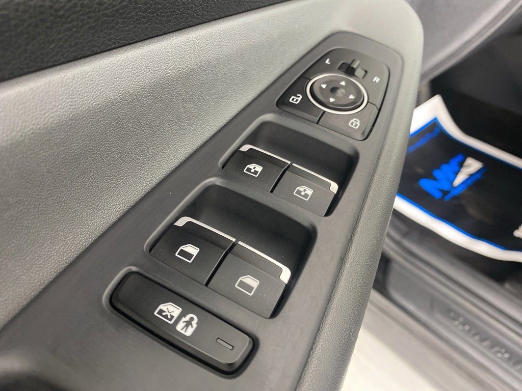 Used 2023 Hyundai Santa Fe Blue image 14