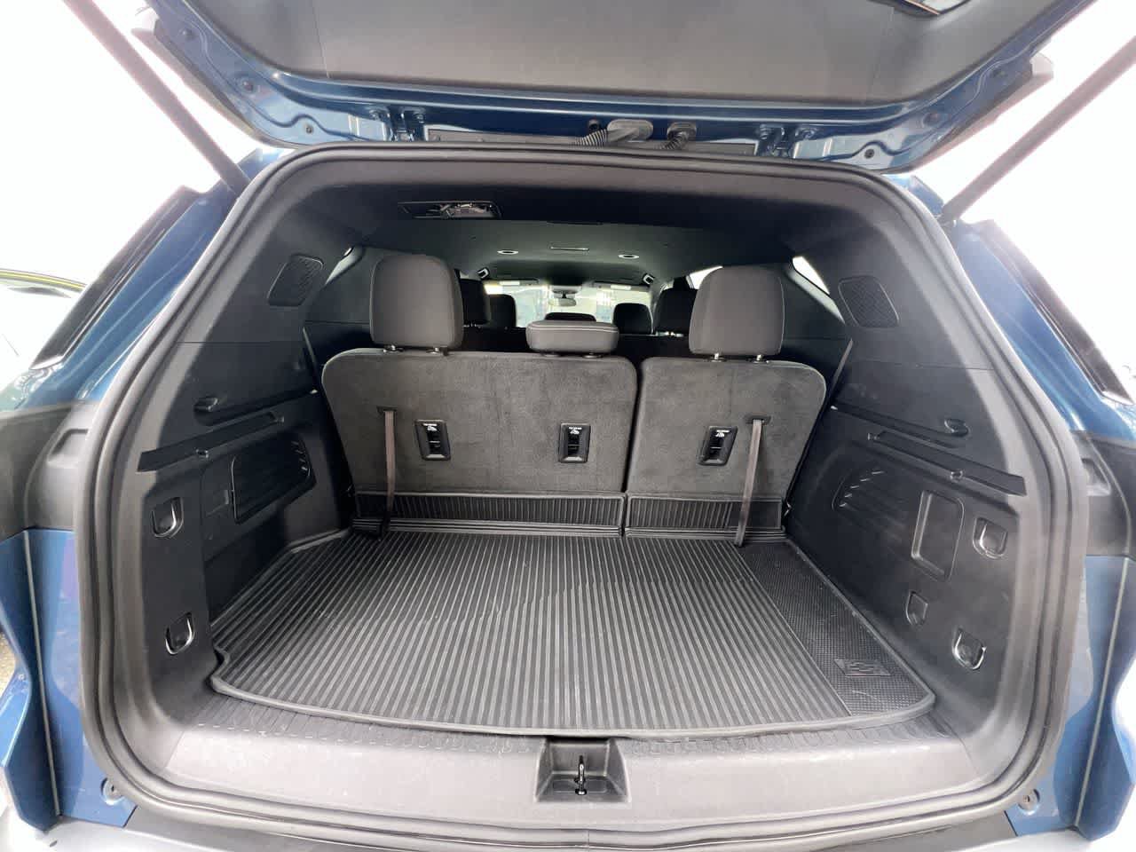 Used 2024 Chevrolet Traverse LT w/ LPO, Floor Liner Package AWD/4WD image 26