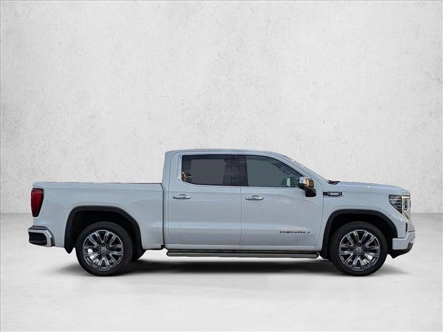 Used 2024 GMC Sierra 1500 Denali w/ Denali Reserve Package AWD/4WD image 4